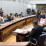 Deputada Estadual filiada ao PSL Valéria Bolsonaro na Comissão de Administração Pública e Relações do Trabalho