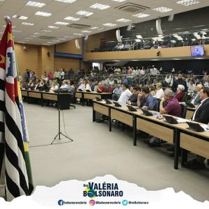 Deputada Valéria Bolsonaro em audiência no município de Campinas, para discussão do orçamento 2020 do Estado de São Paulo