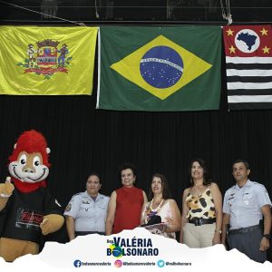 Deputada Valéria Bolsonaro - Proerd - Programa Educacional de Resistência às Drogas